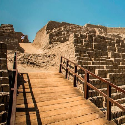 Private city tour + Huacapucllana